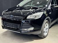 Używany Ford Kuga SYNC Edition 150 KM (110 kW) 2016 Czarny SUV