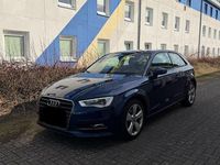 Gebraucht Audi A3 150 PS (110 kW) 2015 Blau Limousine