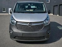 Gebraucht Opel Vivaro 145 PS (106 kW) 2018 Silber Van / Kleinbus