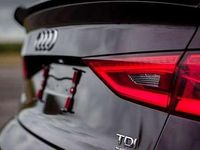 Gebraucht Audi A3 Attraction 150 PS (110 kW) 2014 Violett Limousine