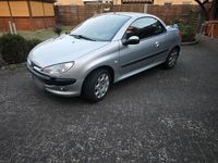 Gebraucht Peugeot 206 CC 109 PS (80 kW) 2003 Silber Cabrio