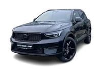 Neu Volvo XC40 Plus 163 PS (119 kW) 2025 Schwarz SUV