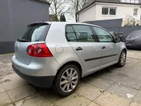 Gebraucht VW Golf V 105 PS (77 kW) 2006 Silber Kleinwagen