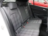 Gebraucht VW Golf VIII GTE 272 PS (200 kW) 2025 Pure white Limousine