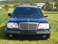 Gebraucht Mercedes E500 320 PS (235 kW) 1994 Schwarz Limousine