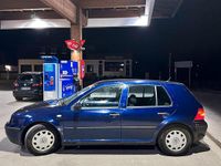 Gebraucht VW Golf IV 75 PS (55 kW) 1999 Blau Kleinwagen
