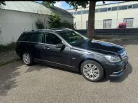 Gebraucht Mercedes C180 156 PS (114 kW) 2011 Schwarz Kombi