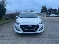 Usado Hyundai i30 Style 110 CV (80 kW) 2015 Blanco Familiar