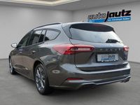 Neu Ford Focus ST-Line X 155 PS (114 kW) 2025 Grau Limousine