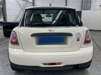 Usata Mini ONE 75 CV (55 kW) 2011 Bianco Utilitaria