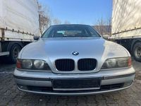 Gebraucht BMW 523 170 PS (125 kW) 1998 Silber Limousine
