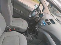 Gebraucht Chevrolet Spark 68 PS (50 kW) 2011 Weiß Kleinwagen