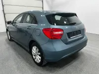 Gebraucht Mercedes A180 Style 122 PS (89 kW) 2012 Blau Kleinwagen