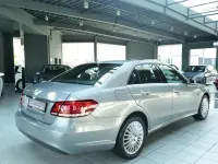 Gebraucht Mercedes E220 Elegance 170 PS (125 kW) 2014 Silber Limousine