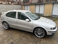 Gebraucht Seat Leon Sport 210 PS (154 kW) 2000 Silber Kleinwagen