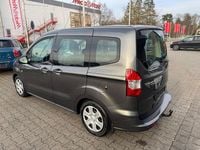 Gebraucht Ford Tourneo Courier Trend 101 PS (74 kW) 2016 Grau Van / Kleinbus