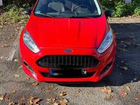 Gebraucht Ford Fiesta Sport 140 PS (102 kW) 2015 Rot Kleinwagen