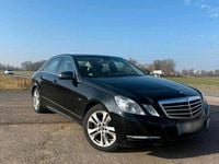 Gebraucht Mercedes E200 136 PS (100 kW) 2011 Schwarz Limousine