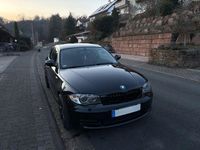 Gebraucht BMW 118 Sport Line 143 PS (105 kW) 2009 Schwarz Kleinwagen