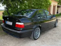Gebraucht BMW 323 M Sport 170 PS (125 kW) 1995 Schwarz Limousine