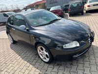 gebraucht Alfa Romeo 147 Schwarz mit TÜV