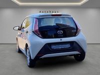 Gebraucht Toyota Aygo Business Edition 69 PS (50 kW) 2016 Weiß Kleinwagen