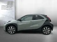 Gebraucht Toyota Aygo X 72 PS (52 kW) 2025 Grau SUV