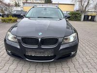 Gebraucht BMW 318 143 PS (105 kW) 2009 Schwarz Kombi