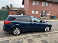 Gebraucht Ford Focus 120 PS (88 kW) 2016 Blau Kombi
