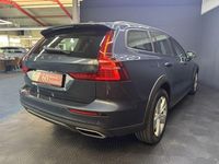 Gebraucht Volvo V60 CC 197 PS (144 kW) 2021 Denim blue / metallic Kombi