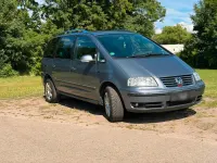 Gebraucht VW Sharan 140 PS (102 kW) 2009 Grau Van / Kleinbus