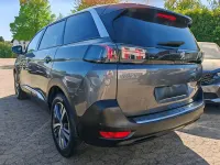 Gebraucht Peugeot 5008 Allure 131 PS (96 kW) 2022 Grau SUV