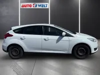 Gebraucht Ford Focus 95 PS (69 kW) 2016 Weiß Limousine