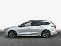 Gebraucht Ford Focus ST-Line X 155 PS (114 kW) 2024 Silber Limousine
