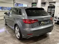 Gebraucht Audi e-tron Sport 150 PS (110 kW) 2020 Monsungrau SUV