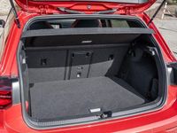 Gebraucht VW Golf VIII GTI 245 PS (180 kW) 2022 Kings red metallic (metallic) Limousine