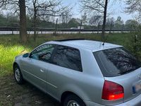 Usata Audi A3 103 CV (75 kW) 2000 Argento Utilitaria