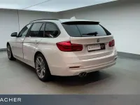 Gebraucht BMW 320 184 PS (135 kW) 2019 Weiß Limousine