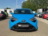Gebraucht Toyota Aygo X-play 72 PS (52 kW) 2018 Blau Kleinwagen