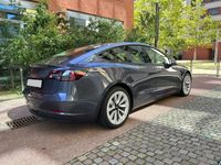 gebraucht Tesla Model 3 19 Zoll,325PS,Modeljahr 2023,neuwertig