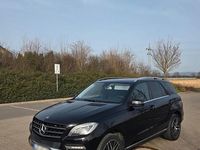 Gebraucht Mercedes ML350 258 PS (189 kW) 2012 Schwarz SUV