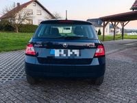 Gebraucht Skoda Fabia Ambition 90 PS (66 kW) 2017 Blau Limousine