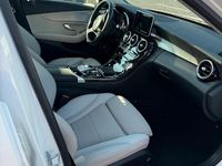 Gebraucht Mercedes C220 170 PS (125 kW) 2014 Weiß Limousine