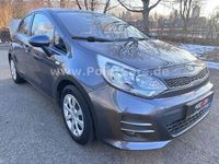 Gebraucht Kia Rio Attract 86 PS (63 kW) 2015 Grau Kleinwagen