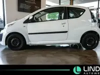 Gebraucht Citroën C1 Tendance 68 PS (50 kW) 2012 Weiß Kleinwagen