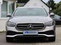 Gebraucht Mercedes E300 AMG 306 PS (225 kW) 2020 Selenitgrau (metallic) Limousine