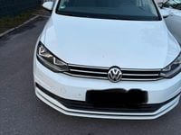 Gebraucht VW Touran 2018 Weiß Van / Kleinbus