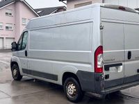 Gebraucht Peugeot Boxer 120 PS (88 kW) 2010 Grau Van