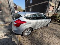 Second-hand Ford Focus 101 CP (74 kW) 2012 Argintiu Berlinǎ