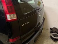 Second-hand Opel Meriva 101 CP (74 kW) 2003 Negru Monovolum